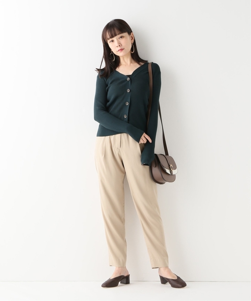journal standard L'essage(ジャーナルスタンダードレサージュ)の「SAMBA Vネックカーディガン(カーディガン/ボレロ・レディース・ベージュ/ネイビー/グリーン・FREE)」の6枚目の写真