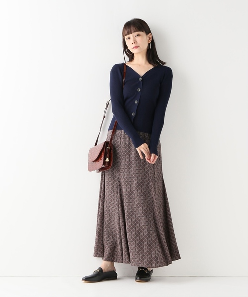 journal standard L'essage(ジャーナルスタンダードレサージュ)の「SAMBA Vネックカーディガン(カーディガン/ボレロ・レディース・ベージュ/ネイビー/グリーン・FREE)」の16枚目の写真