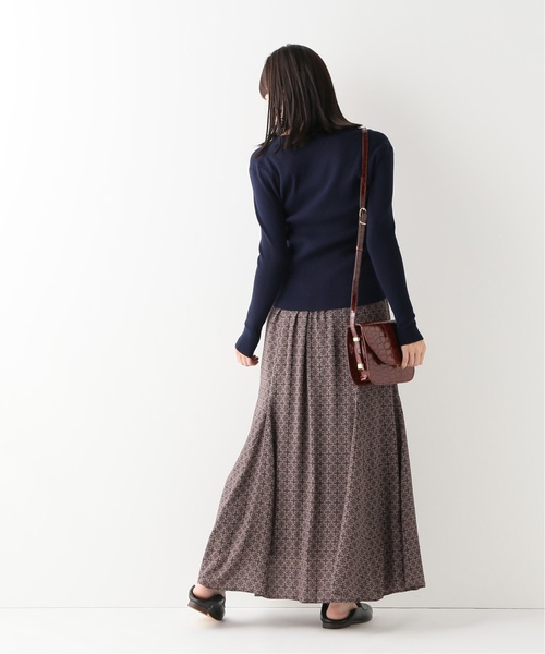 journal standard L'essage(ジャーナルスタンダードレサージュ)の「SAMBA Vネックカーディガン(カーディガン/ボレロ・レディース・ベージュ/ネイビー/グリーン・FREE)」の15枚目の写真