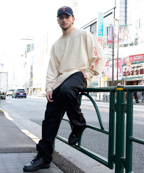 Carhartt(カーハート)の「Carhartt 袖ロゴロンT(Tシャツ/カットソー・メンズ・ブラック/ネイビー/ヘザーグレー/ブルー系その他2/グリーン系その他/コーラル/ワイン/ブルー系その他/ホワイト系その他/その他1・MEDIUM/LARGE/SMALL/X-LARGE)」の21枚目の写真