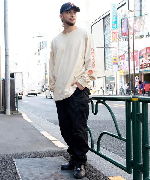Carhartt(カーハート)の「Carhartt 袖ロゴロンT(Tシャツ/カットソー・メンズ・ブラック/ネイビー/ヘザーグレー/ブルー系その他2/グリーン系その他/コーラル/ワイン/ブルー系その他/ホワイト系その他/その他1・MEDIUM/LARGE/SMALL/X-LARGE)」の13枚目の写真