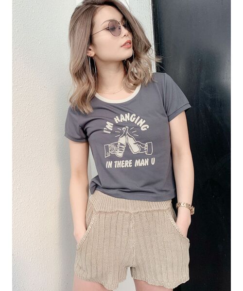 GYDA（ジェイダ）の「Im hangingリンガーショートTシャツ（Tシャツ/カットソー・レディース・チャコールグレー/ベージュ/オフホワイト・FREE）」の2枚目の写真