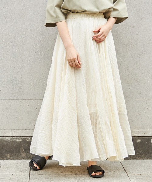 ap retro（アプレトロ）の「フレアボリュームロングスカート【ZOZOTOWN限定商品】（スカート・レディース・ブラック/ベージュ/ネイビー/オフホワイト・FREE）」の2枚目の写真