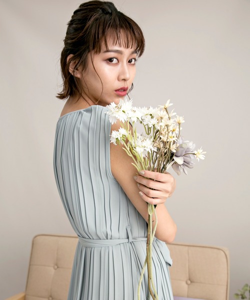 MILLION CARATS（ミリオンカラッツ）の「ランダムプリーツノースリーブブラウス（シャツ/ブラウス・レディース・ライトグリーン/ベージュ・FREE）」の20枚目の写真