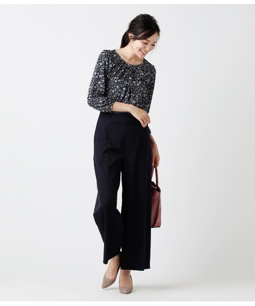 NEWYORKER（ニューヨーカー）の「ドット&ボタニカルプリント 7分袖ラウンドネックカットソー（Tシャツ/カットソー・レディース・ネイビー/キャメル・M/L）」の4枚目の写真