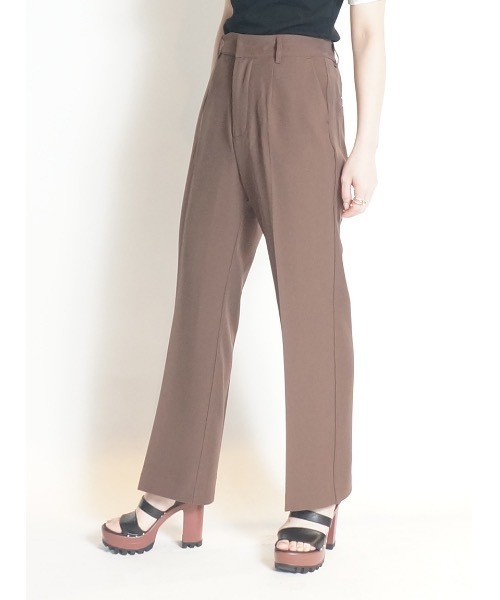 one way(ワンウェイ)の「センタープレスフレアPT(その他パンツ・レディース・ライトパープル/ベージュ/ライトブラウン・M/S)」の4枚目の写真