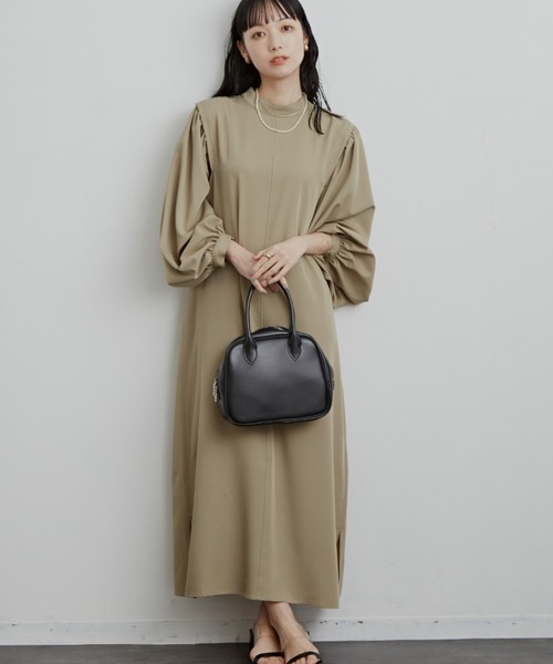 Aunt Marie's（アントマリーズ）の「タックスリーブワンピース / AUNT MARIE'S（ワンピース・レディース・ブラック/ベージュ/ブルー・FREE）」の6枚目の写真