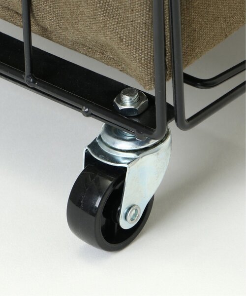 LBC（エルビーシー）の「折りたためるランドリースクエアバスケット　キャスター付き53L（ランドリーグッズ・レディース・ダークグリーン/オフホワイト/ブラック/グレー・FREE）」の19枚目の写真