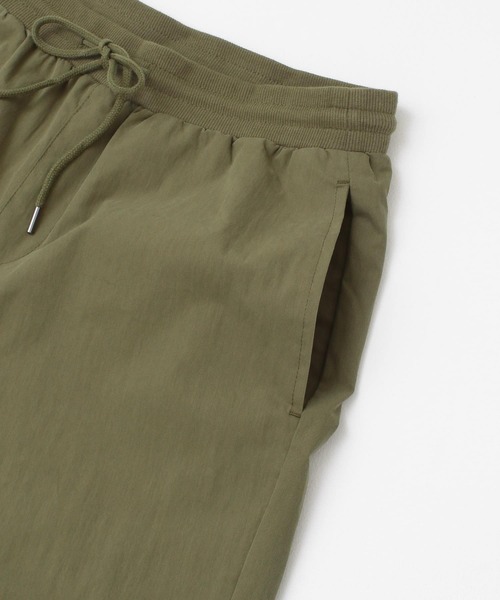 ITEMS URBANRESEARCH(アイテムズ アーバンリサーチ)の「イージージョガーパンツ(その他パンツ・メンズ・ベージュ/ブラック/カーキ・MEDIUM/LARGE)」の15枚目の写真