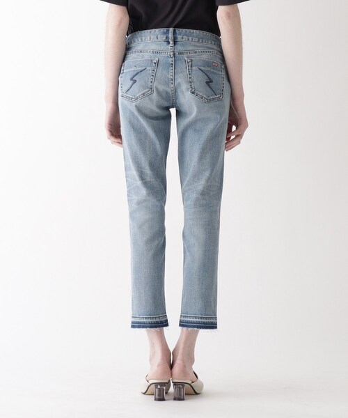 JET（ジェット）の「◆【ウォッシャブル】HERMOSA BEACH CROPPED デニムパンツ（デニムパンツ・レディース・ライトブルー/ブルー・24/25/26/27/28/23）」の7枚目の写真