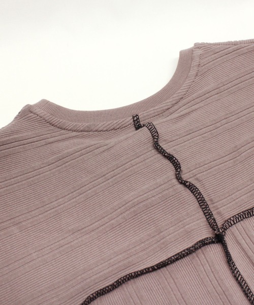 RNA(アールエヌエー)の「M1672 リブカラーシームTEE(Tシャツ/カットソー・レディース・オフホワイト/ブラック/ベージュ・MEDIUM)」の8枚目の写真