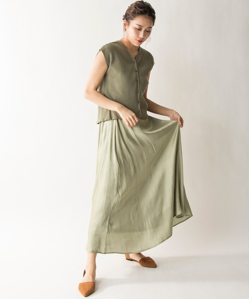 MILLION CARATS（ミリオンカラッツ）の「【STYLE4】オーロラシャンブレースカート（スカート・レディース・カーキ/ブルー・FREE）」の5枚目の写真