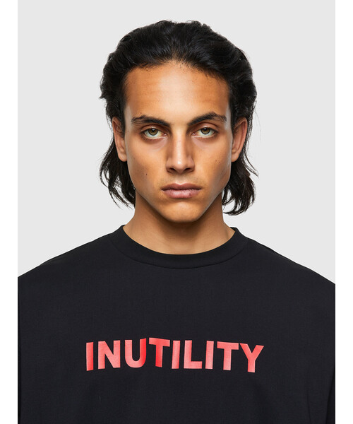 DIESEL（ディーゼル）の「メンズ 半袖 Tシャツ ルーズフィット（Tシャツ/カットソー・メンズ・ホワイト/ブラック・LARGE/MEDIUM/XX-LARGE/SMALL/X-LARGE/X-SMALL/XXX-LARGE）」の8枚目の写真