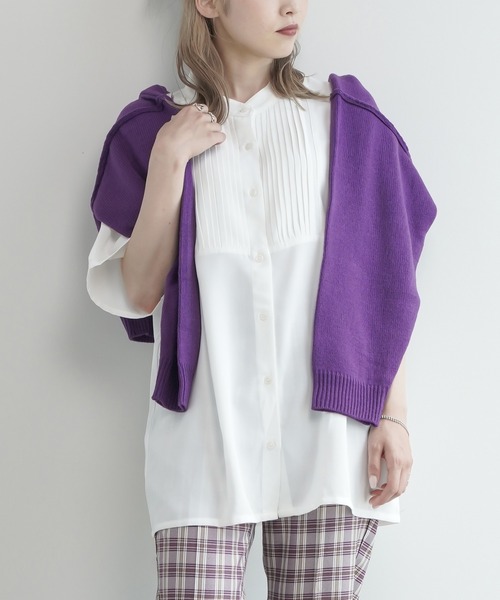 Lull（ルル）の「【Lull / ルル】プリーツバンドカラーシャツ（シャツ/ブラウス・レディース・グレイッシュベージュ/ピンク/ホワイト/ミント/ブラック/ベージュ・ONESIZE）」の2枚目の写真