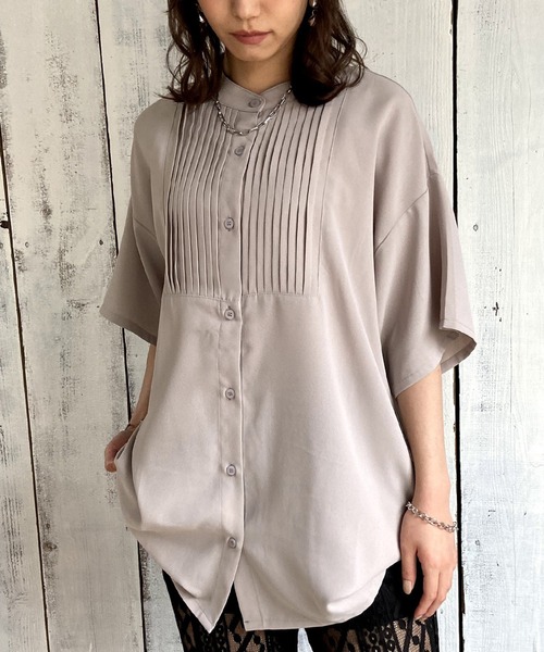 Lull（ルル）の「【Lull / ルル】プリーツバンドカラーシャツ（シャツ/ブラウス・レディース・グレイッシュベージュ/ピンク/ホワイト/ミント/ブラック/ベージュ・ONESIZE）」の4枚目の写真