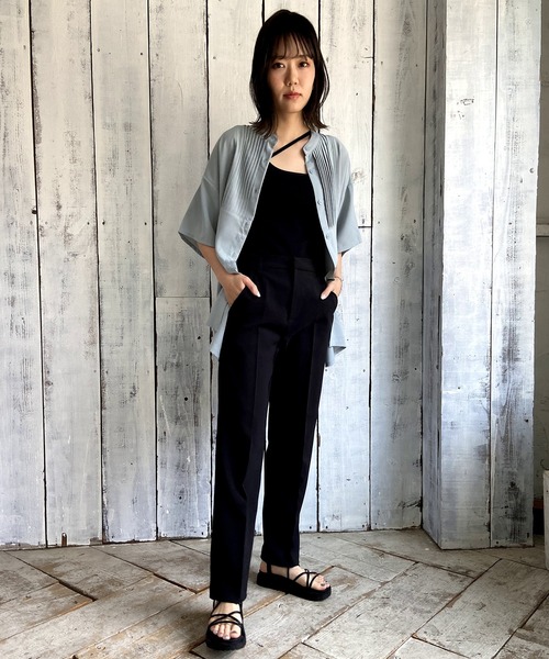 Lull（ルル）の「【Lull / ルル】プリーツバンドカラーシャツ（シャツ/ブラウス・レディース・グレイッシュベージュ/ピンク/ホワイト/ミント/ブラック/ベージュ・ONESIZE）」の19枚目の写真