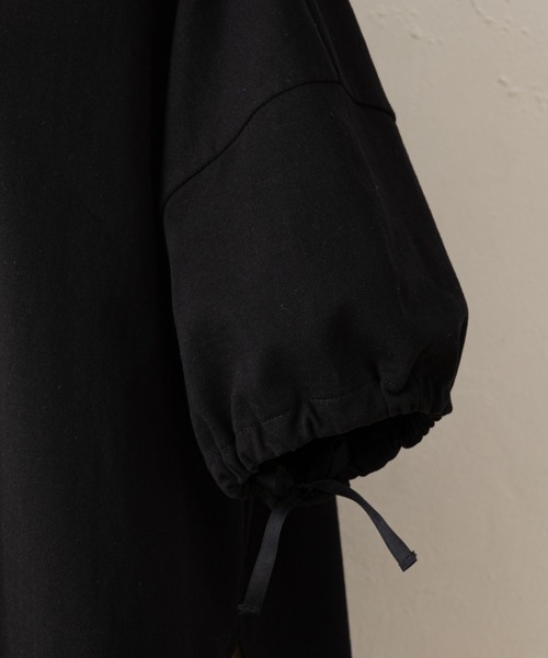 BEARDSLEY(ビアズリー)の「袖口絞りTシャツ(Tシャツ/カットソー・レディース・ブラック/ライトグレー・FREE)」の3枚目の写真