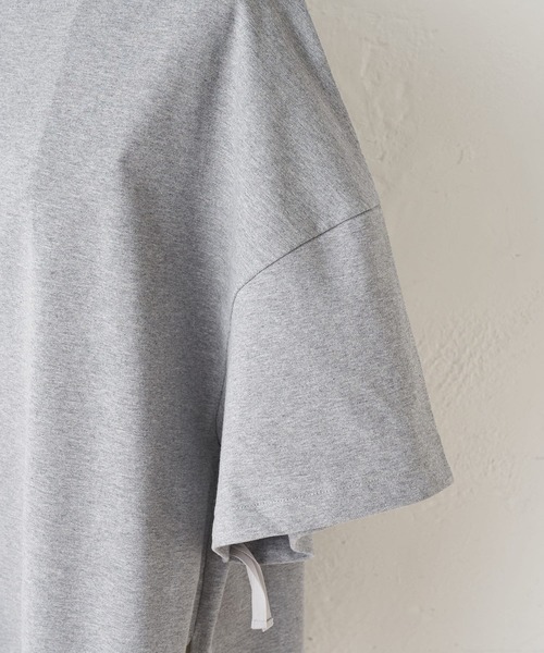 BEARDSLEY(ビアズリー)の「袖口絞りTシャツ(Tシャツ/カットソー・レディース・ブラック/ライトグレー・FREE)」の15枚目の写真