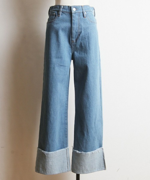&. NOSTALGIA(アンドドットノスタルジア)の「ロールアップワイドデニムパンツ(デニムパンツ・レディース・インディゴブルー/ブルー/ブラック・S/M)」の18枚目の写真