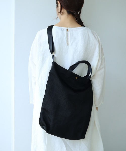 note et silence （ノートエシロンス）の「.ナイロンツイル ショルダーBAG（ショルダーバッグ・レディース・カーキ/ブラック・FREE）」の15枚目の写真