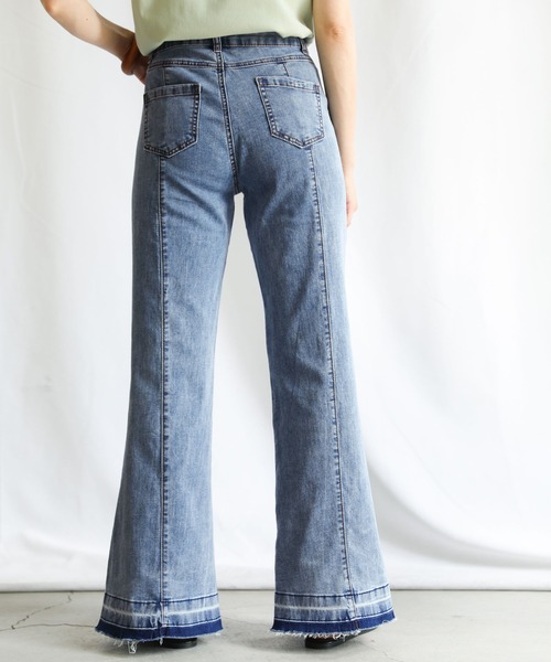select MOCA(セレクトモカ)の「ヴィンテージカットオフストレッチフレアデニム(デニムパンツ・レディース・インディゴブルー・SMALL/MEDIUM/LARGE)」の4枚目の写真