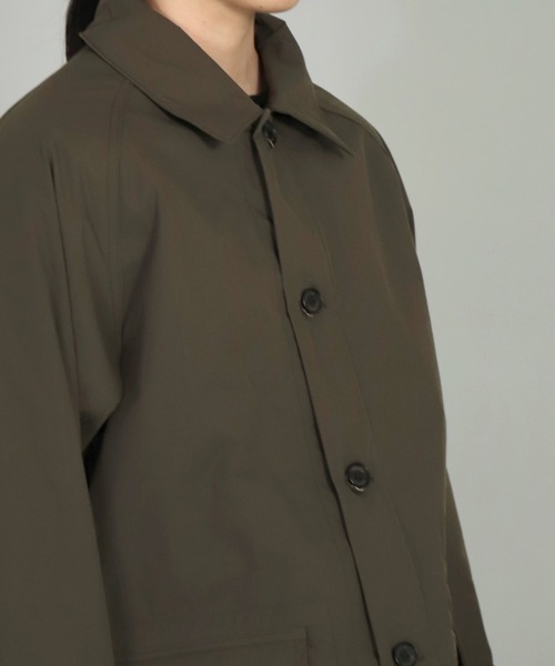 OMNIGOD（オムニゴッド）の「[OMNIGOD womens / オムニゴッド] SOLOTEXメモリータスラン フレンチワークコート（ステンカラーコート・レディース・ネイビー/オリーブ・0）」の8枚目の写真