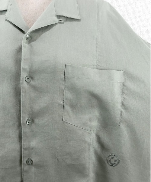 WORLD WIDE LOVE!(ワールドワイドラブ)の「スーパーBIGシャツ(シャツ/ブラウス・レディース・ミント/ブラック/オフホワイト・1)」の9枚目の写真