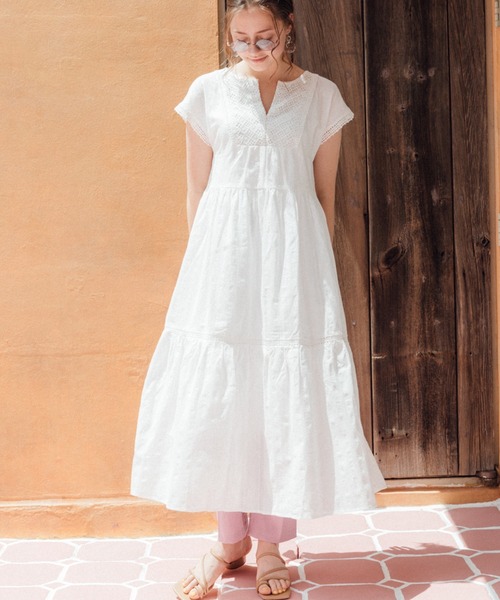 Cheek(チーク)の「レース切替カフタンワンピース(ワンピース・レディース・ブラック/オフホワイト/ピンク・FREE)」の6枚目の写真