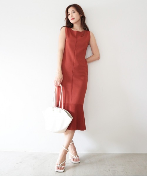 AMBIENT（アンビエント）の「ｻｰﾌﾞﾙｽﾄﾚｯﾁﾏｰﾒｲﾄﾞﾆｯﾄﾜﾝﾋﾟｰｽ（ワンピース・レディース・アイボリー/ブラック/ベージュ/テラコッタ・FREE）」の4枚目の写真