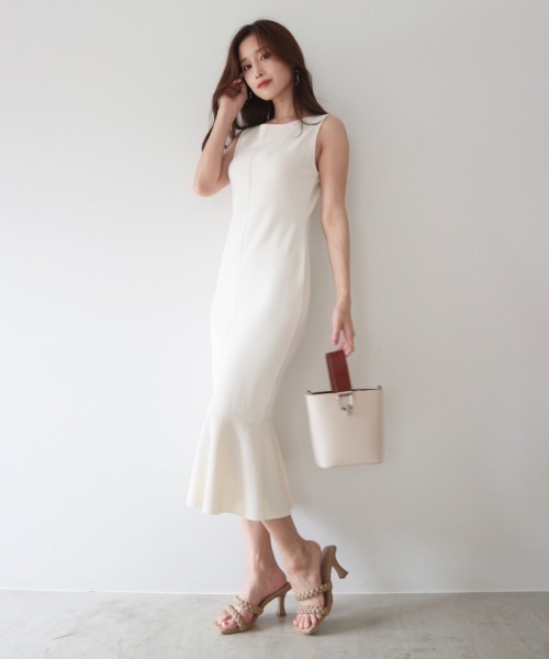 AMBIENT（アンビエント）の「ｻｰﾌﾞﾙｽﾄﾚｯﾁﾏｰﾒｲﾄﾞﾆｯﾄﾜﾝﾋﾟｰｽ（ワンピース・レディース・アイボリー/ブラック/ベージュ/テラコッタ・FREE）」の9枚目の写真