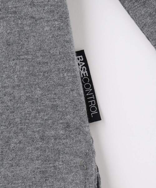 BASECONTROL(ベースコントロール)の「◆KIDS 定番空紡糸天竺 長袖ポケットデザインTシャツ(Tシャツ/カットソー・キッズ・ネイビー/アイボリー/グレー系その他/グレー系その他2/ブラック系/アイボリー系・11/12/13/14)」の13枚目の写真
