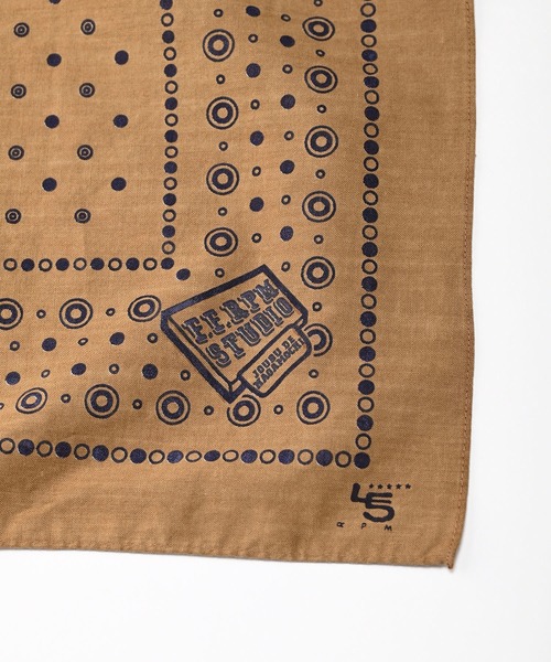 45R（フォーティファイブアール）の「セルビッチの二段水玉バンダナ（バンダナ/スカーフ・レディース・レッド/ネイビー/ベージュ・FREE）」の4枚目の写真