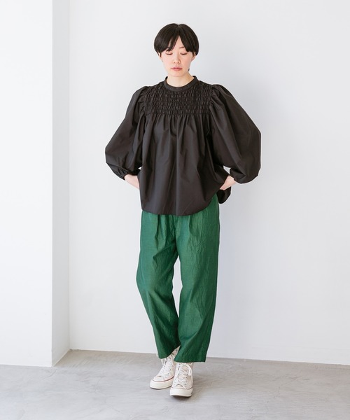 note et silence （ノートエシロンス）の「【AMB100貨】オーガニックリサイクルブロード シャーリングブラウス（シャツ/ブラウス・レディース・ブラック・FREE）」の4枚目の写真