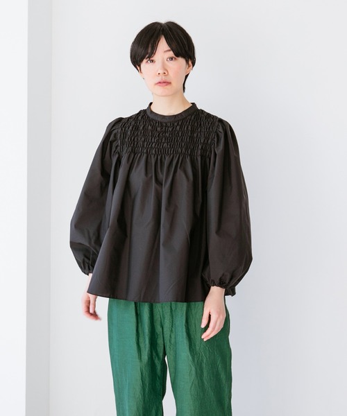 note et silence （ノートエシロンス）の「【AMB100貨】オーガニックリサイクルブロード シャーリングブラウス（シャツ/ブラウス・レディース・ブラック・FREE）」の3枚目の写真