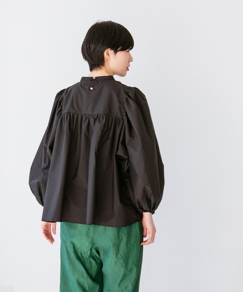 note et silence （ノートエシロンス）の「【AMB100貨】オーガニックリサイクルブロード シャーリングブラウス（シャツ/ブラウス・レディース・ブラック・FREE）」の10枚目の写真