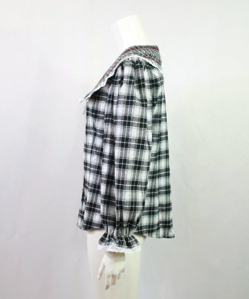 grapevine by k3（グレープバインバイケースリー）の「LILA Shirt（シャツ/ブラウス・レディース・ブラック・M/S）」の6枚目の写真