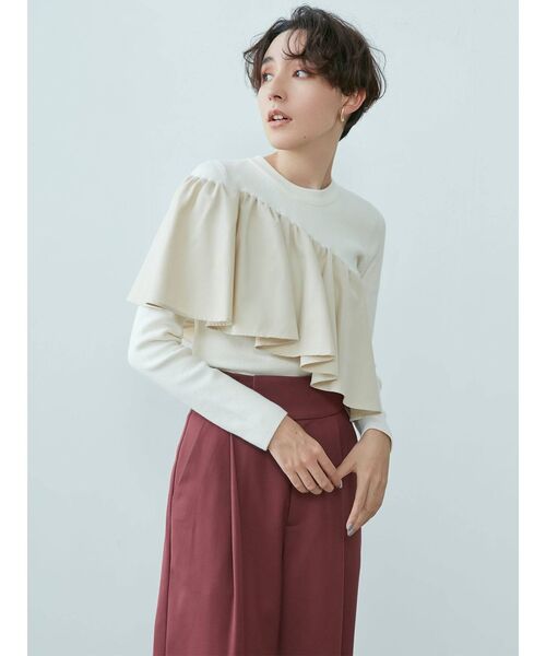 LAGUNAMOON（ラグナムーン）の「フリルギャザーニットプルオーバー（ニット/セーター・レディース・ブラック/アイボリー/バイオレット・FREE）」の4枚目の写真