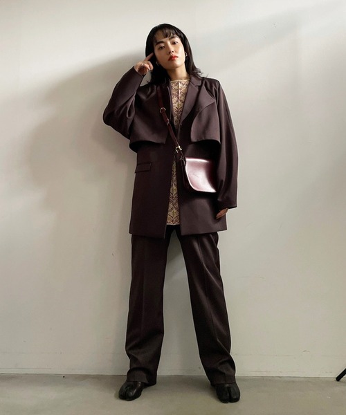 Ameri（アメリ）の「REFINED BASIC TAPERED PANTS（スラックス・レディース・ブラウン/ベージュ/ピンク・SMALL/MEDIUM）」の10枚目の写真