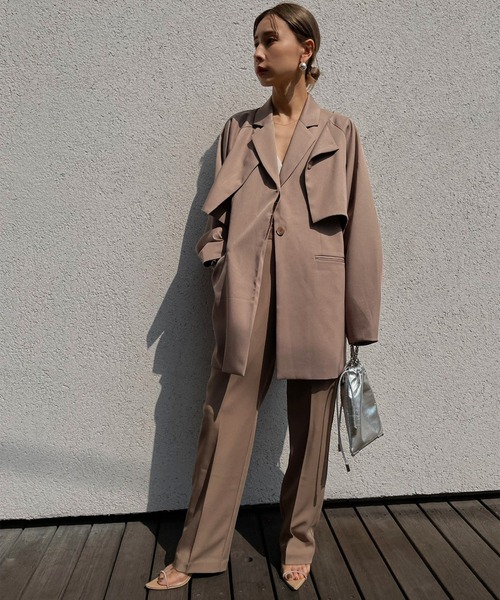 Ameri（アメリ）の「REFINED BASIC TAPERED PANTS（スラックス