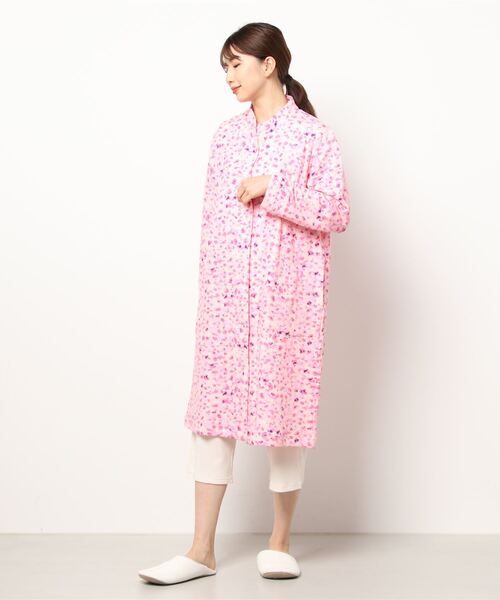 セール スリープ あったか素材のキルトニット ローブ ロング袖 ヒョウ柄 M L カーディガン ボレロ Robe ローブ のファッション通販 Zozotown セール スリープ あったか素材のキルトニット ローブ ロング袖 ヒョウ柄 M L カーディガン ボレロ Robe ローブ のファッション通販 Zozotown