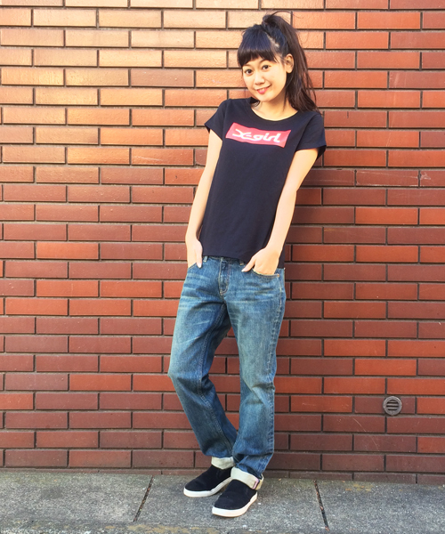 X-girl（エックスガール）の「BOX LOGO S/S TEE（Tシャツ/カットソー・レディース・ホワイト/ブラック・1/2）」の4枚目の写真