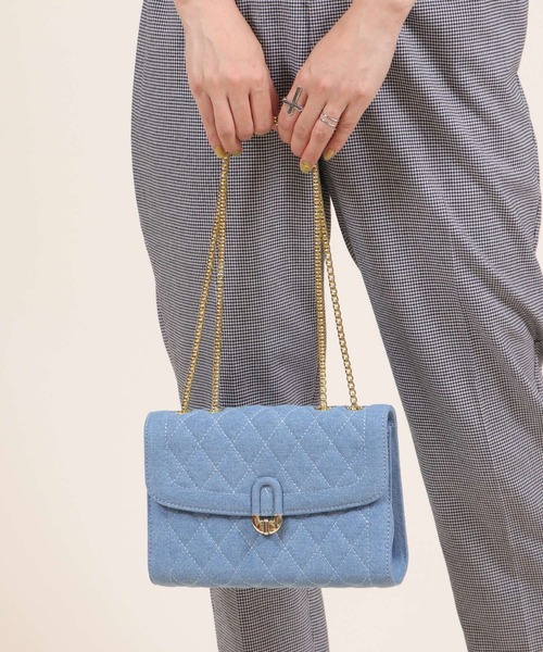 BASE（ベース）の「レディースキルティングチェーンショルダーバッグ（ショルダーバッグ・レディース・ブラック/ブルー/アイボリー/ベージュ/ブルー系その他/ホワイト系その他・FREE）」の6枚目の写真