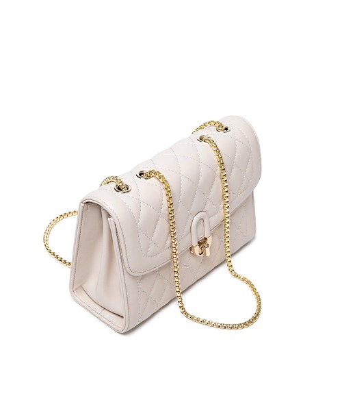 BASE（ベース）の「レディースキルティングチェーンショルダーバッグ（ショルダーバッグ・レディース・ブラック/ブルー/アイボリー/ベージュ/ブルー系その他/ホワイト系その他・FREE）」の17枚目の写真