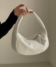 etade（エタード）の「【etade】crescent bag etda22s002（ショルダーバッグ）」