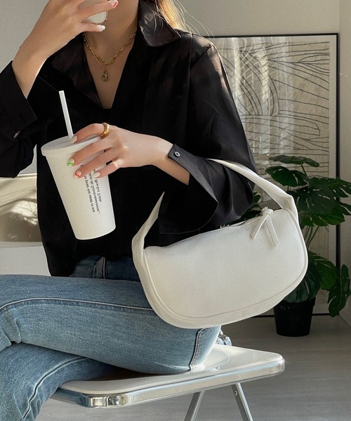 etade（エタード）の「【etade】crescent bag etda22s002（ショルダーバッグ・レディース・ホワイト/ブラック/イエロー/グリーン・FREE）」の10枚目の写真