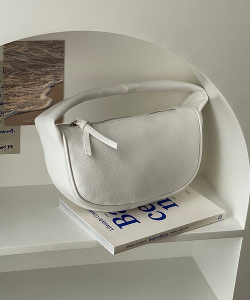 etade（エタード）の「【etade】crescent bag etda22s002（ショルダーバッグ・レディース・ホワイト/ブラック/イエロー/グリーン・FREE）」の12枚目の写真