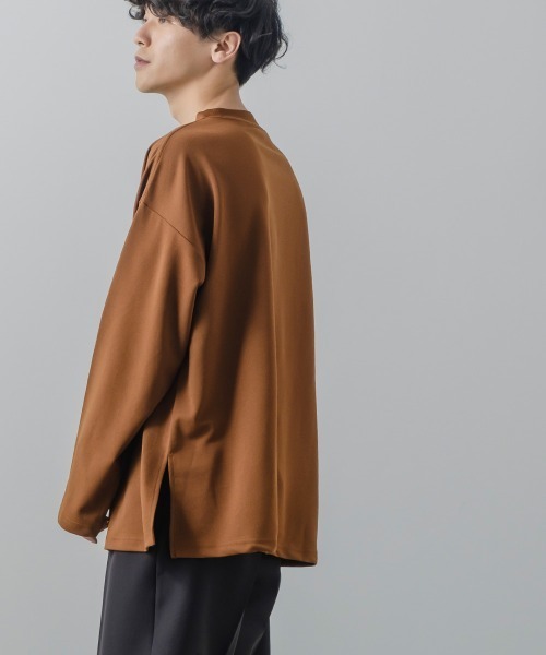 improves(インプローブス)の「カットジョーゼット オーバーサイズ モックネック ロンT セットアップ対応(Tシャツ/カットソー・メンズ・ブラック/ベージュ/ブラウン/ライトブラウン/杢グレー/チャコールグレー/ネイビー/オリーブ/カーキ・LARGE/MEDIUM)」の14枚目の写真