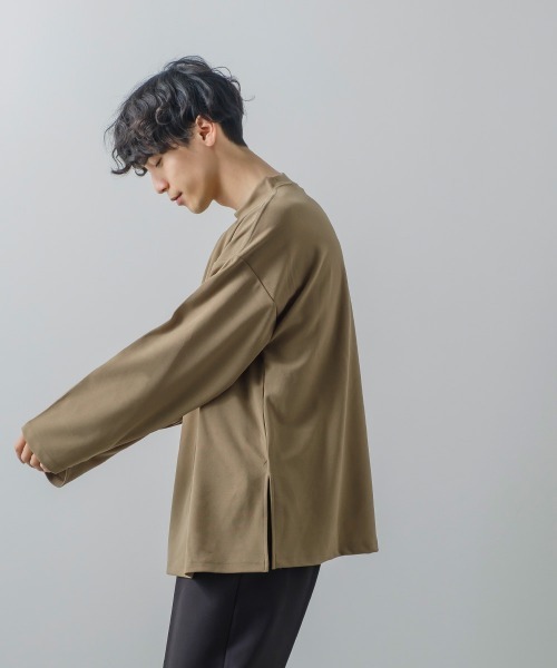 improves(インプローブス)の「カットジョーゼット オーバーサイズ モックネック ロンT セットアップ対応(Tシャツ/カットソー・メンズ・ブラック/ベージュ/ブラウン/ライトブラウン/杢グレー/チャコールグレー/ネイビー/オリーブ/カーキ・LARGE/MEDIUM)」の20枚目の写真