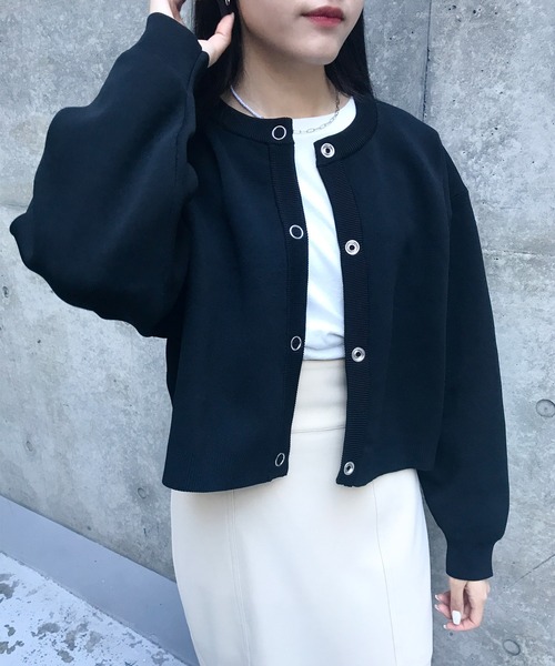 INGNI（イング）の「2WAYスナップボタンクロップドカーディガン（カーディガン/ボレロ・レディース・アイボリー/ブラック/グリーン/ブルー/イエロー・M）」の3枚目の写真