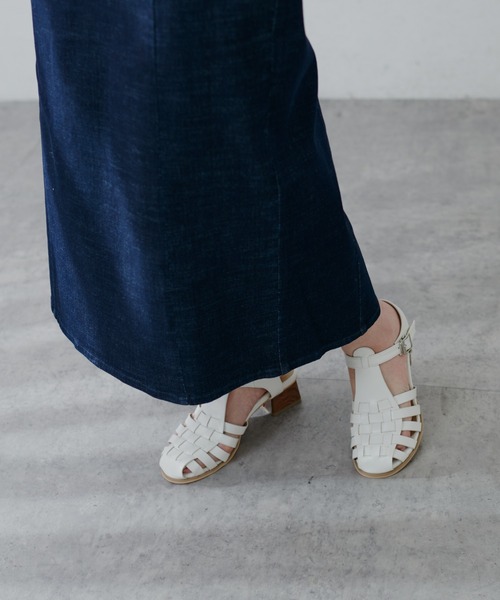 natural couture(ナチュラルクチュール)の「【2サイズ展開】美シルエットなハイウエストタイトスカート(スカート・レディース・ブラック/オフホワイト/インディゴブルー/グリーン/ブルー系・SMALL/MEDIUM)」の11枚目の写真